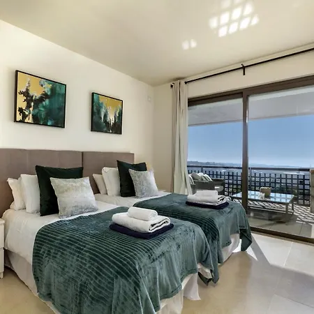 Hotel Flamingos - Luxury Golf