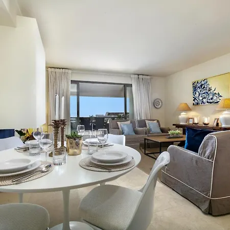 Hotel Flamingos - Luxury Golf